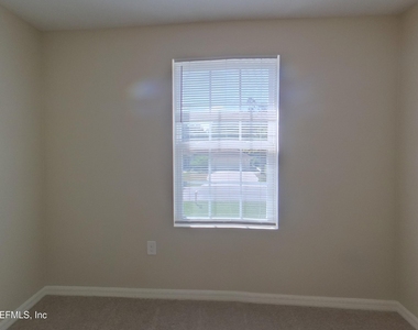 73 Bruce Lane - Photo Thumbnail 11