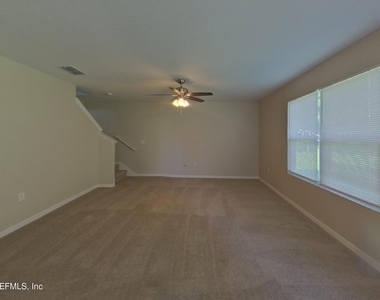 73 Bruce Lane - Photo Thumbnail 2