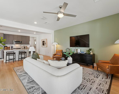 3730 Dupont Avenue - Photo Thumbnail 7