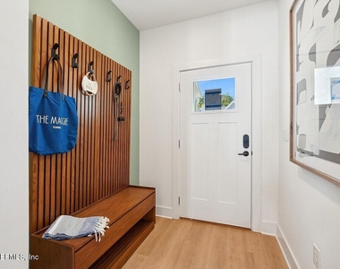 3730 Dupont Avenue - Photo Thumbnail 2
