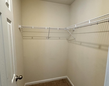 947 Observatory Parkway - Photo Thumbnail 13