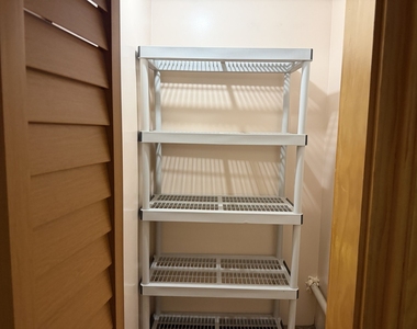 3545 W Belden Avenue - Photo Thumbnail 2