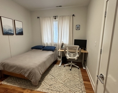 2836 N Kedzie Avenue - Photo Thumbnail 10