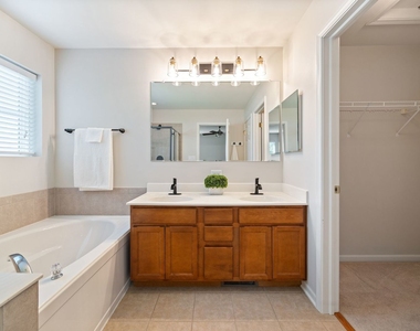 436 Azalea Street - Photo Thumbnail 17