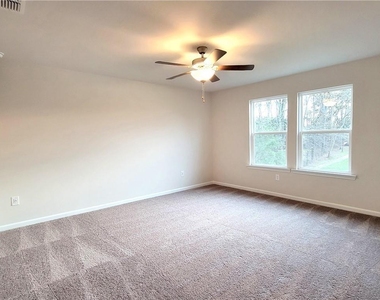 614 Easton Way - Photo Thumbnail 12