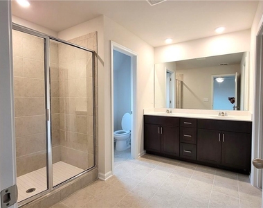 614 Easton Way - Photo Thumbnail 20