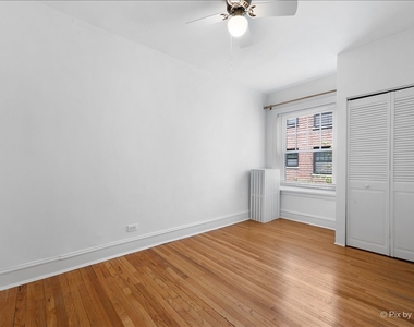 726 Hinman Avenue - Photo Thumbnail 16