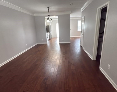 387 Weatherstone Place - Photo Thumbnail 4