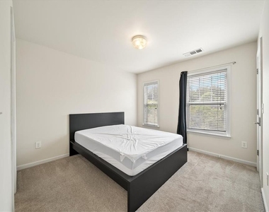 205 16th Street Nw - Photo Thumbnail 15