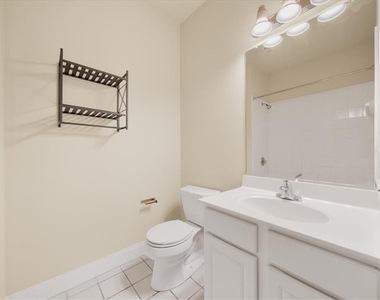 205 16th Street Nw - Photo Thumbnail 6