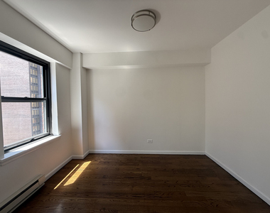 157 East 57th Street - Photo Thumbnail 10