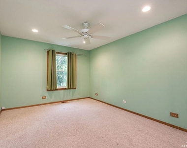 521 Milton Drive - Photo Thumbnail 14