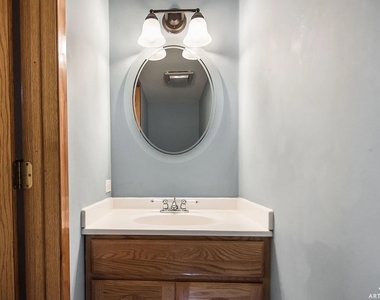521 Milton Drive - Photo Thumbnail 15