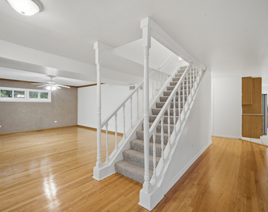 114 N Lancaster Street - Photo Thumbnail 3