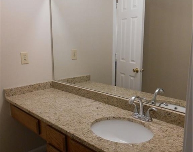 1135 Country Club Place Nw - Photo Thumbnail 15
