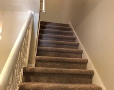 1135 Country Club Place Nw - Photo Thumbnail 11