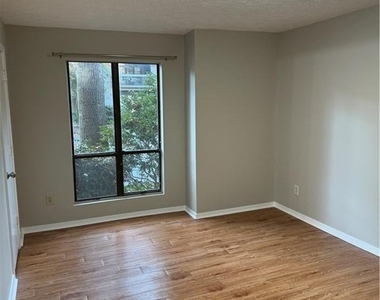 1413 Tuxworth Circle - Photo Thumbnail 11