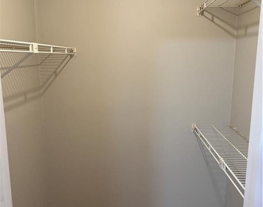1413 Tuxworth Circle - Photo Thumbnail 10