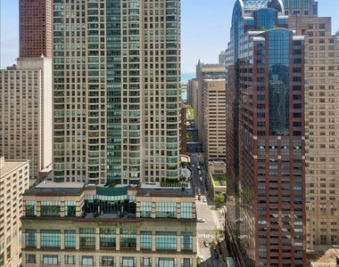 30 E Huron Street - Photo Thumbnail 12