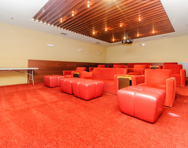 30 E Huron Street - Photo Thumbnail 28