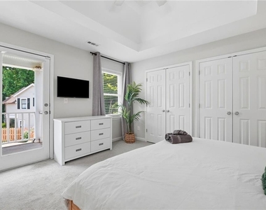 312 Glenwood Avenue Se - Photo Thumbnail 18
