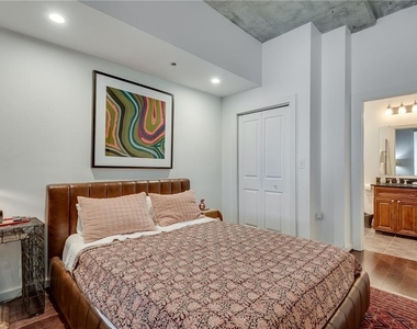 890 Memorial Drive Se - Photo Thumbnail 10