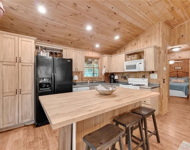 185 Pope Dickson Lane - Photo Thumbnail 19