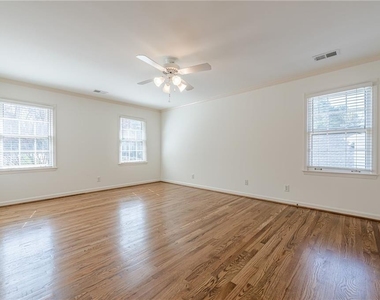 5274 Wyntercreek Way - Photo Thumbnail 33