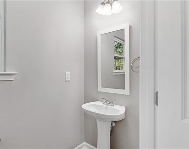 2840 Laurel Ridge Circle - Photo Thumbnail 15