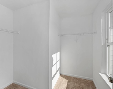 2840 Laurel Ridge Circle - Photo Thumbnail 21