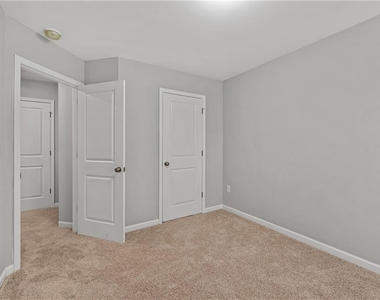 2840 Laurel Ridge Circle - Photo Thumbnail 23