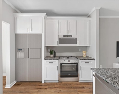 2840 Laurel Ridge Circle - Photo Thumbnail 9