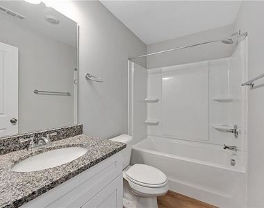 2840 Laurel Ridge Circle - Photo Thumbnail 24