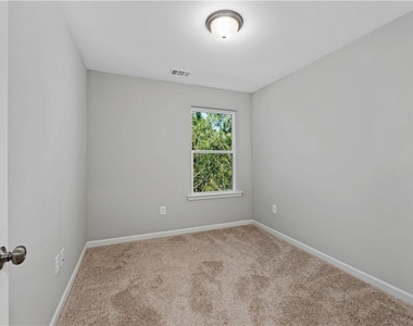 2840 Laurel Ridge Circle - Photo Thumbnail 25