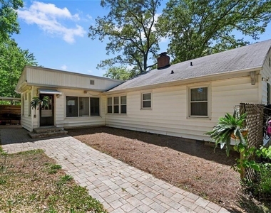 2654 Elsinore Street - Photo Thumbnail 20