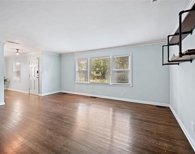 2654 Elsinore Street - Photo Thumbnail 3