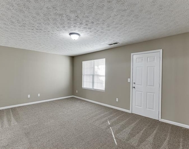 2883 Creek Bottom Court - Photo Thumbnail 13