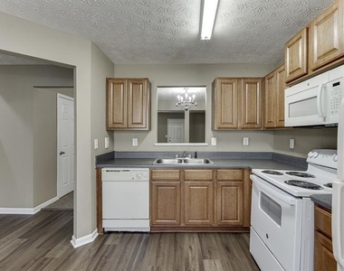 2883 Creek Bottom Court - Photo Thumbnail 6