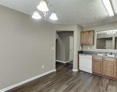 2883 Creek Bottom Court - Photo Thumbnail 7