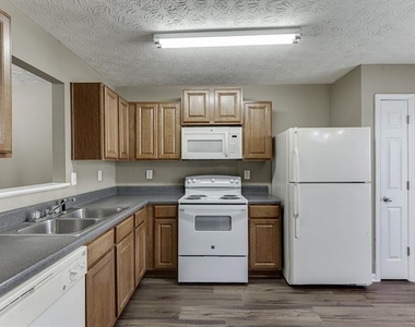 2883 Creek Bottom Court - Photo Thumbnail 4