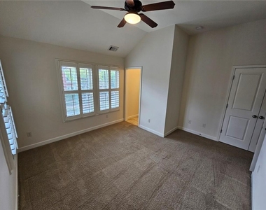 2104 Mcfarlin Lane - Photo Thumbnail 25