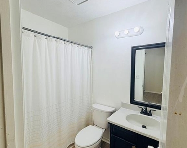 1496 Kilmuir Way - Photo Thumbnail 13
