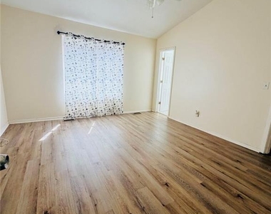 1496 Kilmuir Way - Photo Thumbnail 6