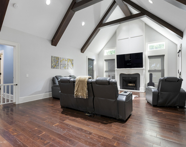 22501 W Renwick Road - Photo Thumbnail 7