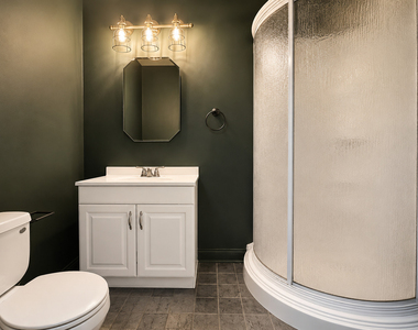 2647 W Logan Boulevard - Photo Thumbnail 7