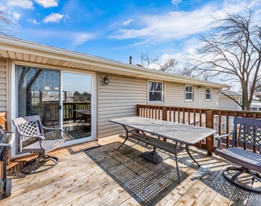 930 Cornell Lane - Photo Thumbnail 21