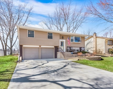 930 Cornell Lane - Photo Thumbnail 1