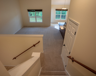 23045 Ironwood Drive - Photo Thumbnail 4