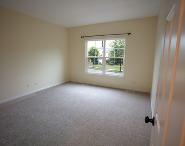 23045 Ironwood Drive - Photo Thumbnail 5