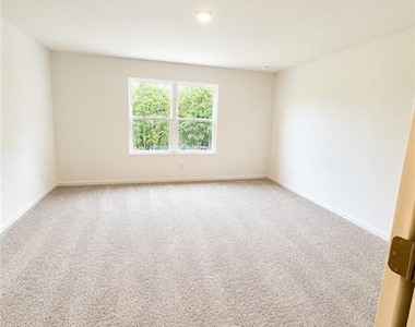 64 Padley Drive - Photo Thumbnail 15